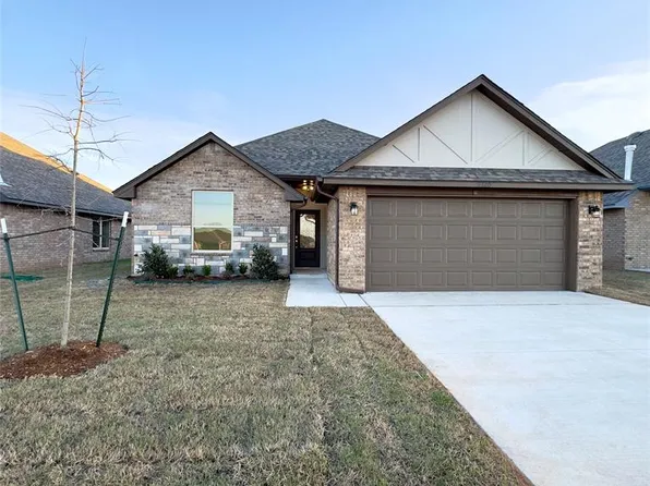 9320 NW 143rd St, Yukon, OK 73099