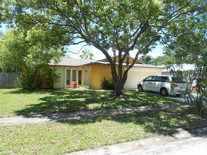 2nd image of 418 Tangerine Dr