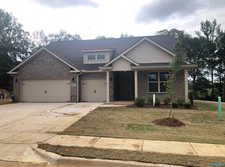 804 Ronnie Dr SE, Hartselle, AL 35640