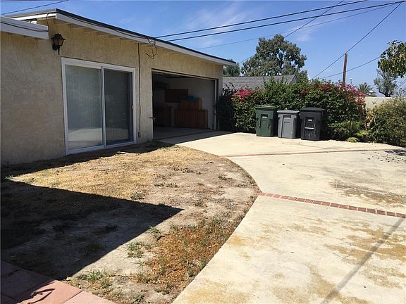 3rd image of 2827 Danaha St