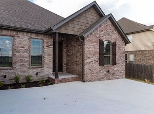 6302 SW Heritage Ave, Bentonville, AR 72712