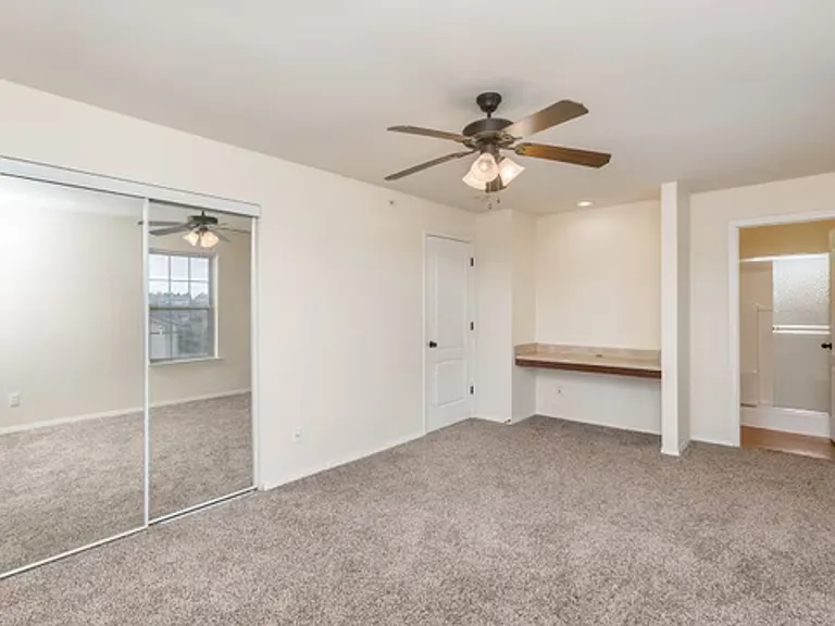 Town and Country Village Apartments — Photo 9