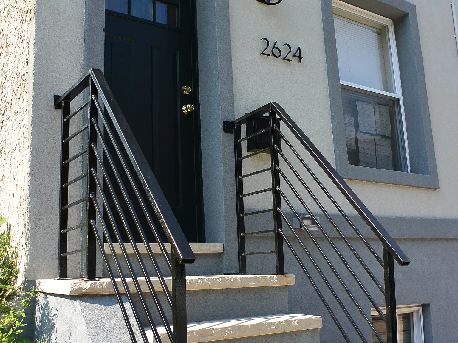 2 bed, 1010 sqft, $1,779 — Photo 2