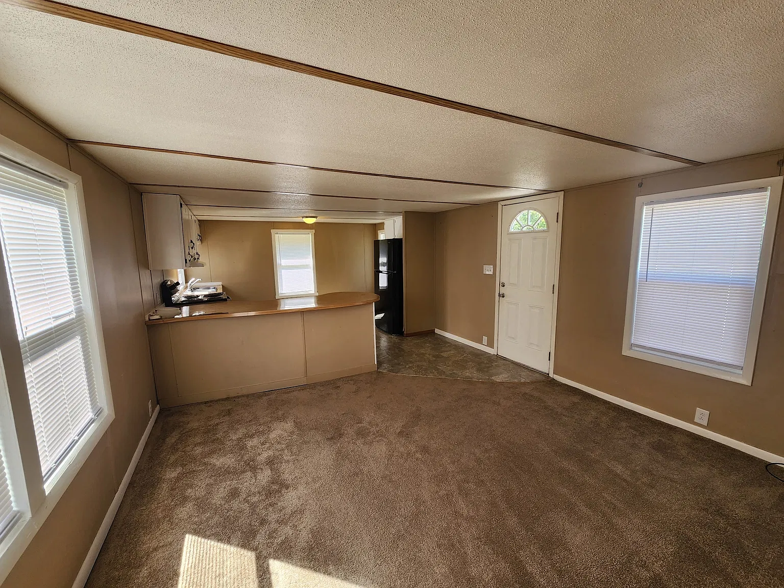 2 bed, 1120 sqft, $1,000 — Photo 3