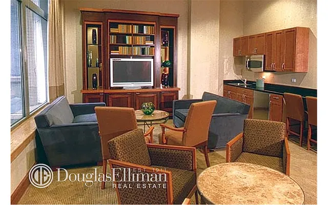 Rented by Douglas Elliman | media 8