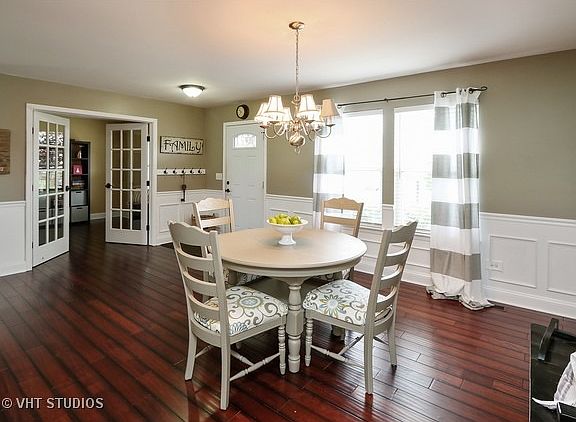 5th image of 354 Hawthorn Ln