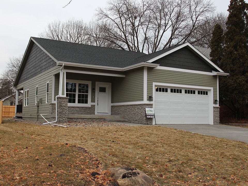New Beaverdale Home!!