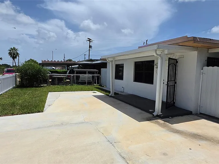 2230 Service Rd — Photo 5