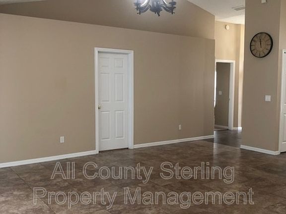 4th image of 3044 Beal St