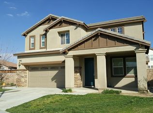 3045 Caper Bush Ct, Hemet, CA 92545