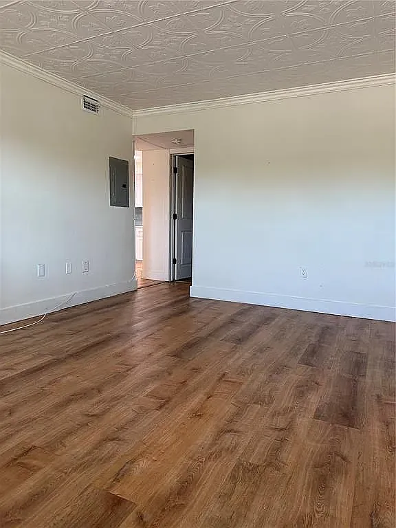 1 bed, 1.5 bath, 720 sqft, $1,250 — Photo 2