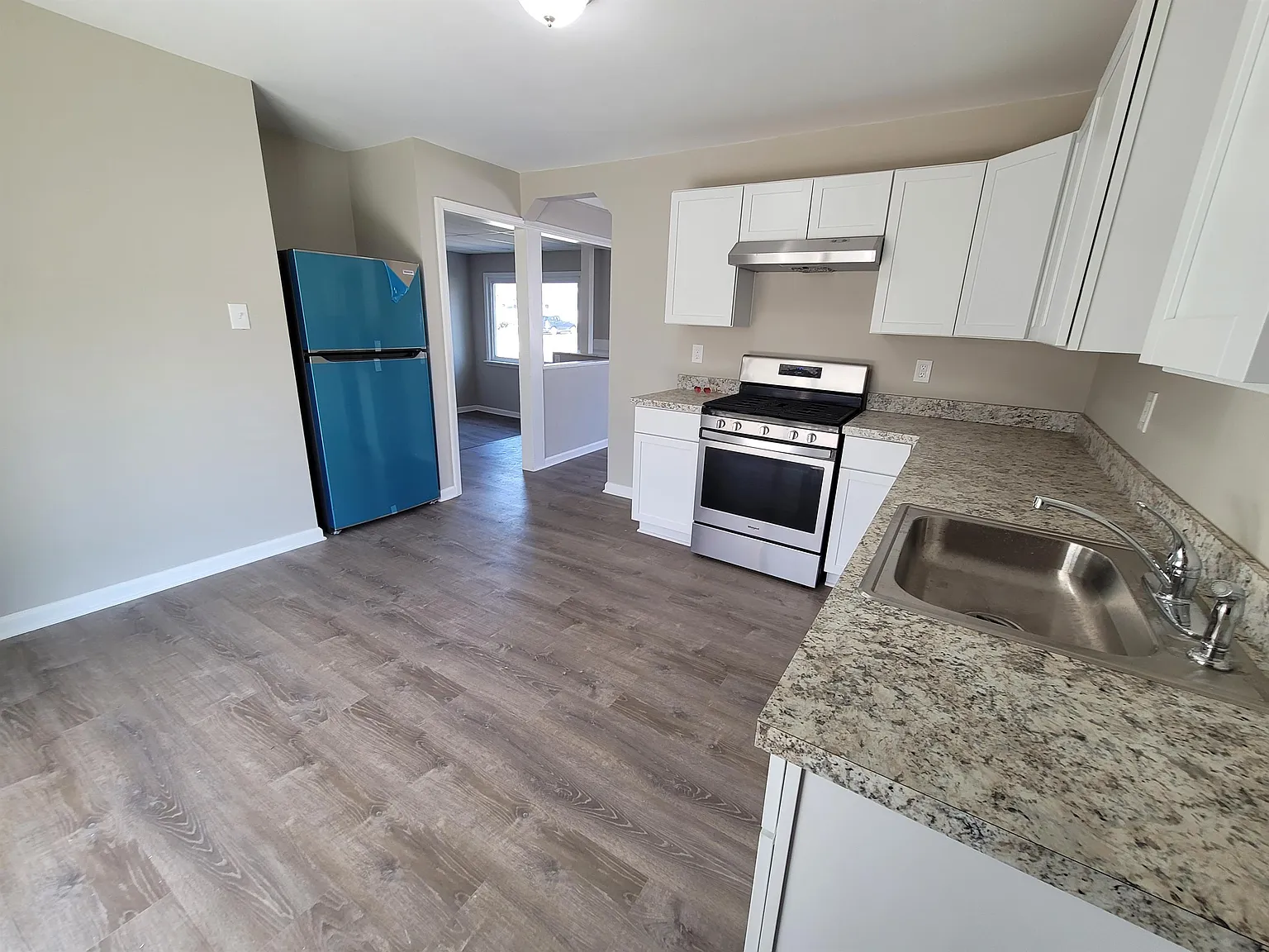 27171 Woodmont - 1 — Photo 4