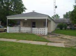 839 E Jackson St, Hope, IN 47246