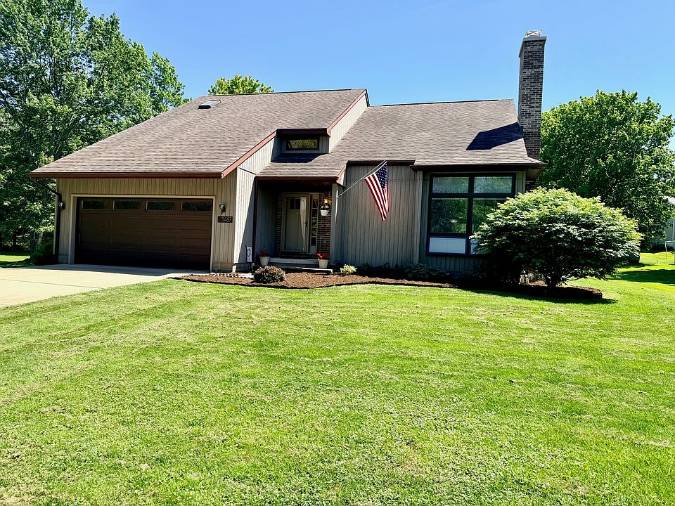 1st image of 5467 Woodlawn Dr