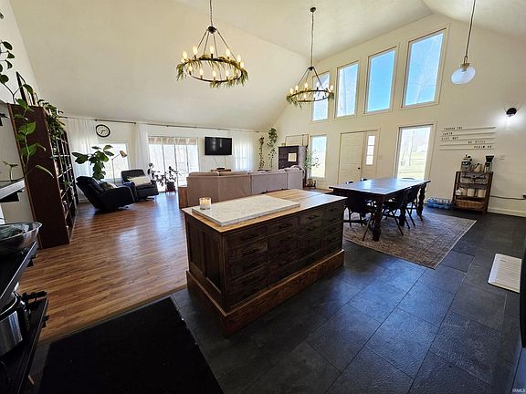 5th image of 12011 Tyler Rd