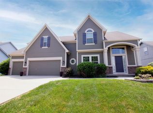 8109 NE 102nd St, Kansas City, MO 64157