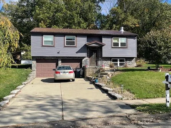 615 Nova Dr, Freedom, PA 15042