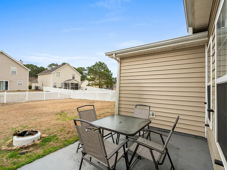 325 Vesta Dr — Photo 27