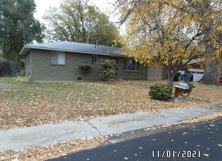 838 Mount Evans St — Photo 13