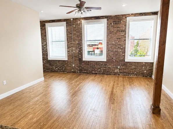 700 Franklin Ave #15, Waco, TX 76701