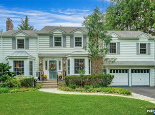 733 Lotus Ave, Oradell, NJ 07649