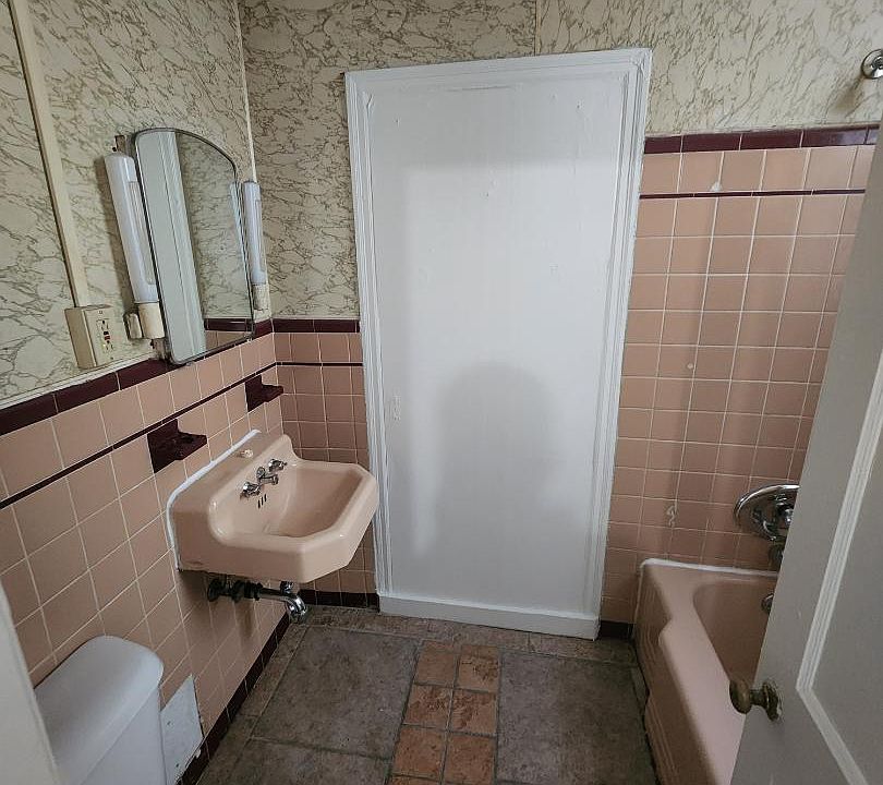 Unit Photo