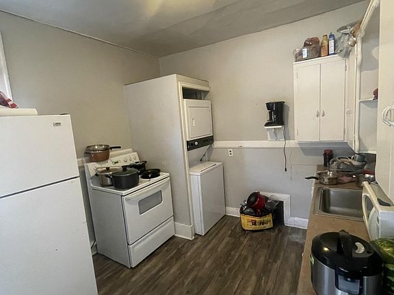 4th image of 1722 8th Ave #3
