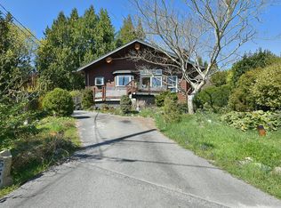 6508 Lynnwood Ct, Sechelt, BC V7Z 0S9