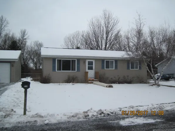 170 Washington St, Winneconne, WI 54986