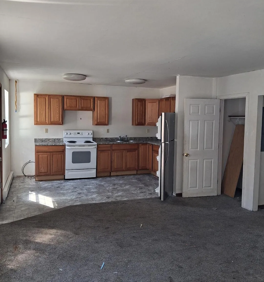 2 bed, $1,350 — Photo 1
