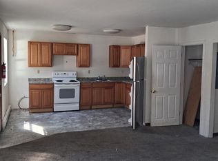 17 Elm St #1, Brattleboro, VT 05301