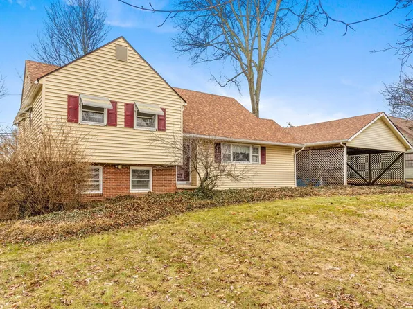 854 W 3rd St, Marysville, OH 43040