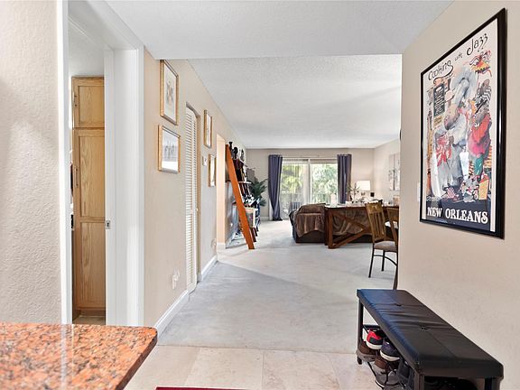 3rd image of 4025 N Federal Highway #219-B