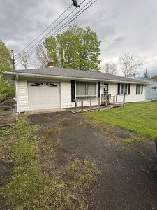 2058 Owego Rd, Vestal, NY, 13850