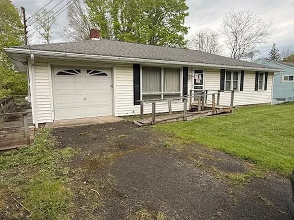 2058 Owego Rd, Vestal, NY 13850