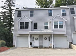 57 Wannalancit St APT 8, Lowell, MA 01854
