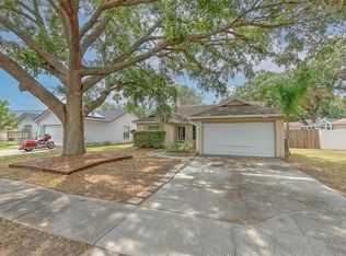 1901 Rudder Dr, Valrico, FL 33594