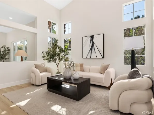 5 Chatri Cir, Foothill Ranch, CA 92610