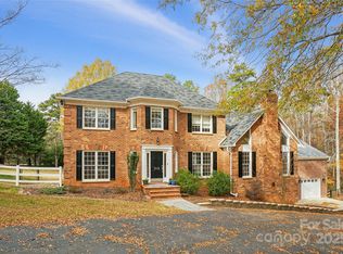 315 Red Barn Trl, Matthews, NC 28104