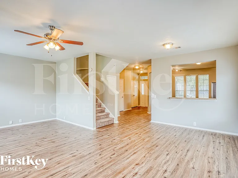 6210 Scotchwood Dr — Photo 6