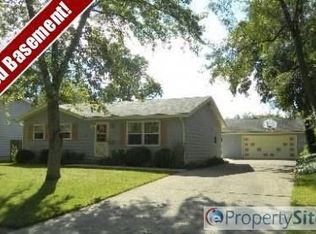 1225 Constellation Dr, Aurora, IL 60505