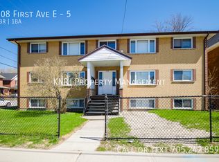 308 1st Ave E #5, North Bay, ON P1B 1K1
