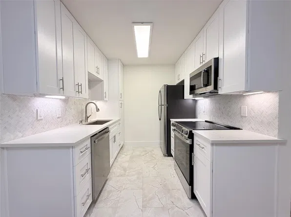 2350 Bering Dr, Houston, TX