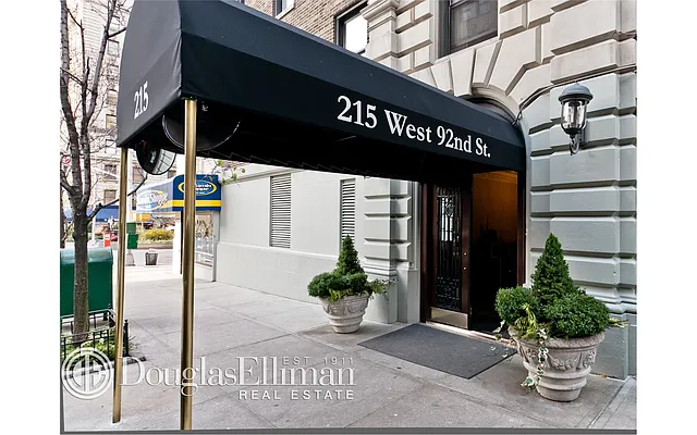 Sold by Douglas Elliman | media 25