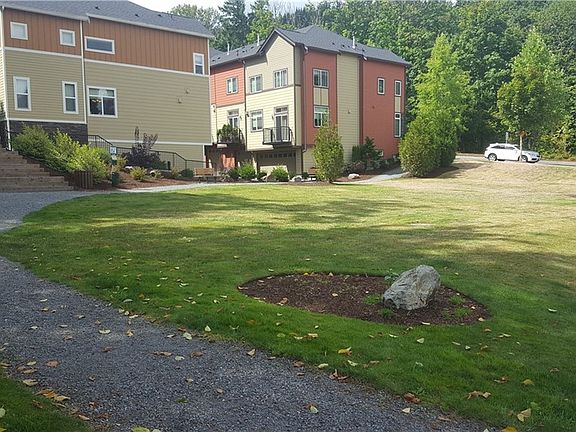 5th image of 2147 NW Moraine Pl