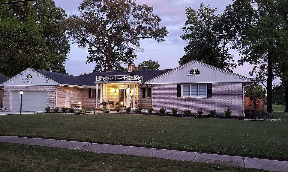 2nd image of 1276 Lisa Ann Dr