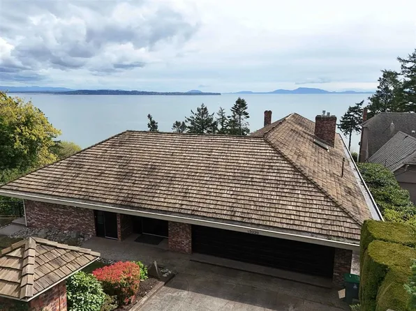 13026 13th Ave, Surrey, BC V4A 1B8