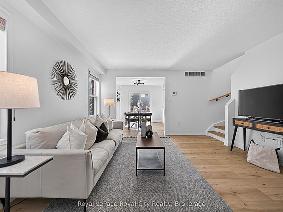 3rd image of 24 Brookfield Cres