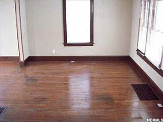2nd image of 5923 Hillcrest Ave