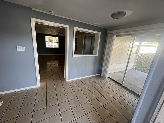 3rd image of 2736 Jamaica St APT 3